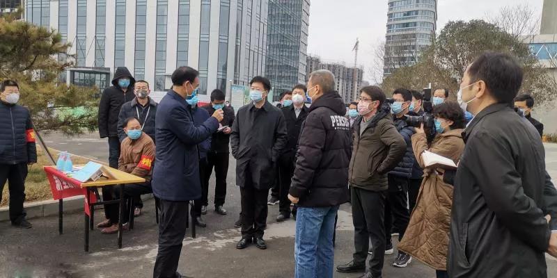 市委書記張國偉一行蒞臨華為大數(shù)據項目工地考察指導工作